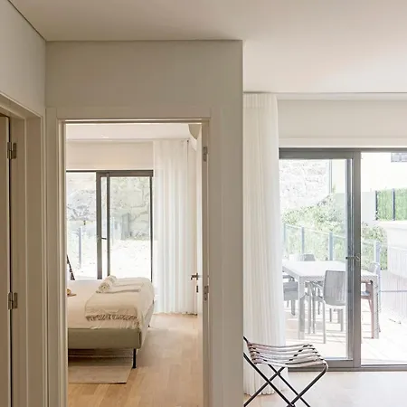 Paraiso -1b W/ Ac & Patio By Lovelystay