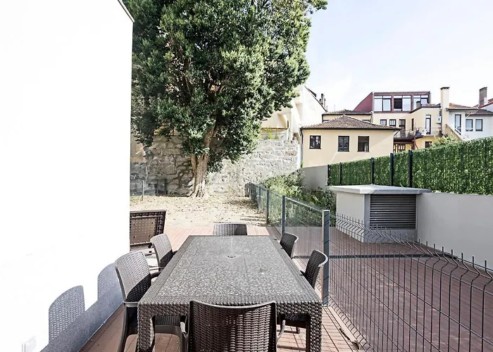 Apartment Paraiso -1b W/ Ac & Patio By Lovelystay *